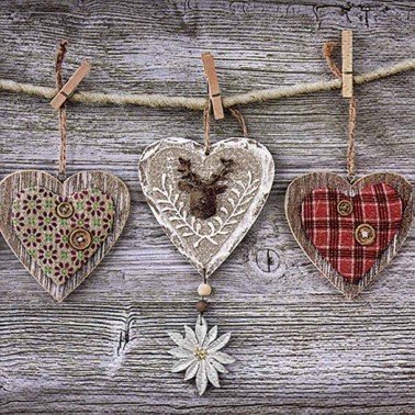 Servilletas para decoupage RUSTIC HEARTS WITH EDELWEISS 33 X 33 cm.